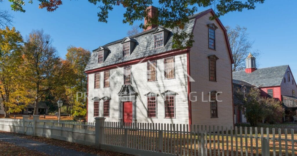 Gambrel Roof Overhangs